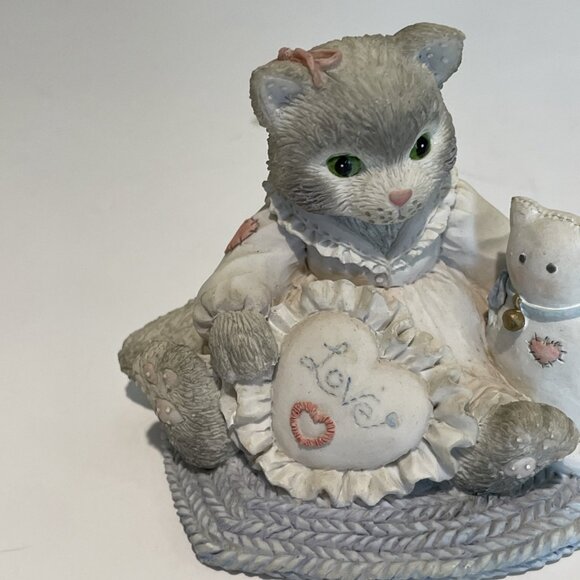 VTG 1993 Calico Kittens Figurine I'm Sew Glad You're Mine Enesco 623512 C1/221 - Picture 2 of 9